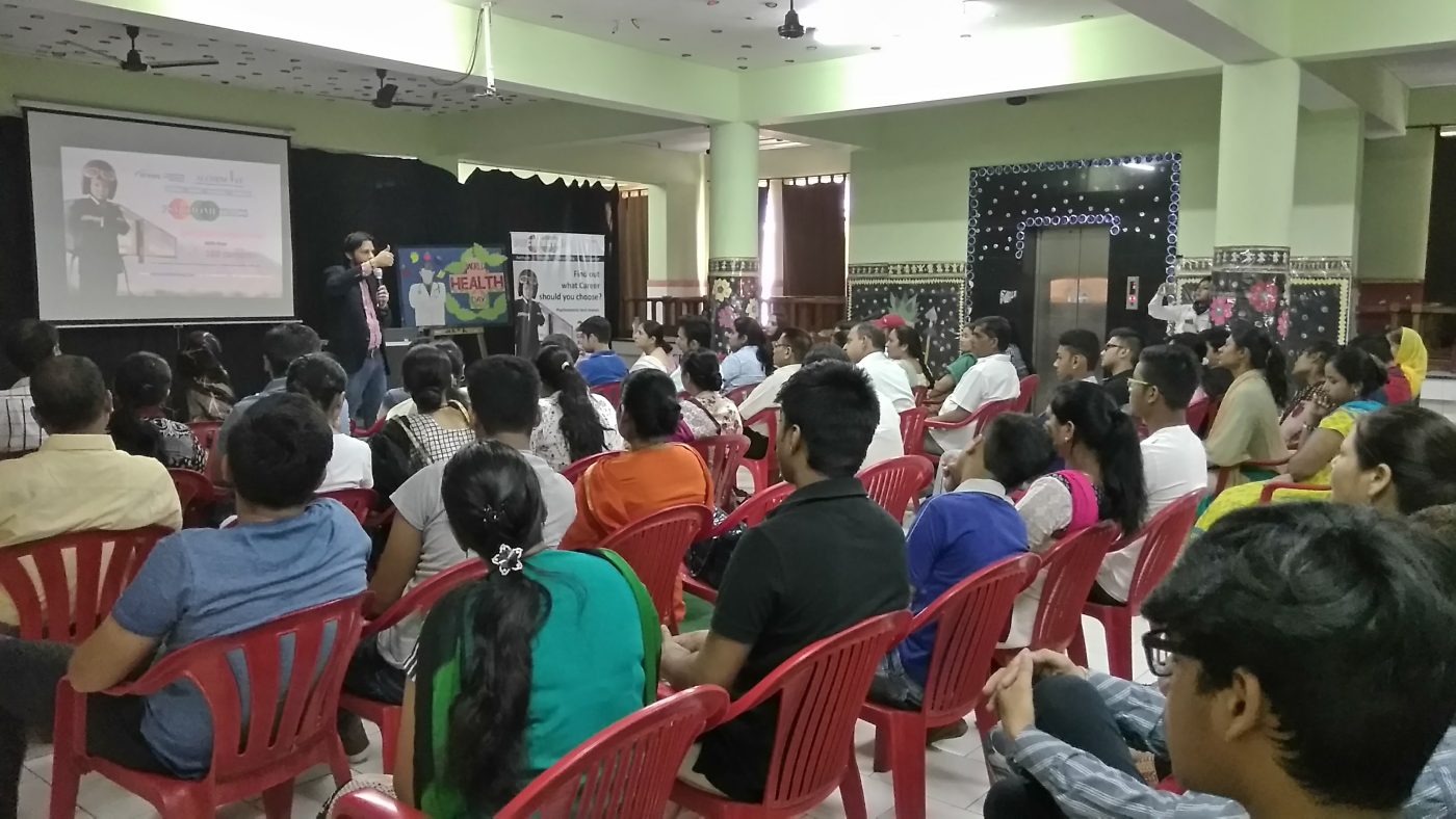 Pollenminds workshops and students